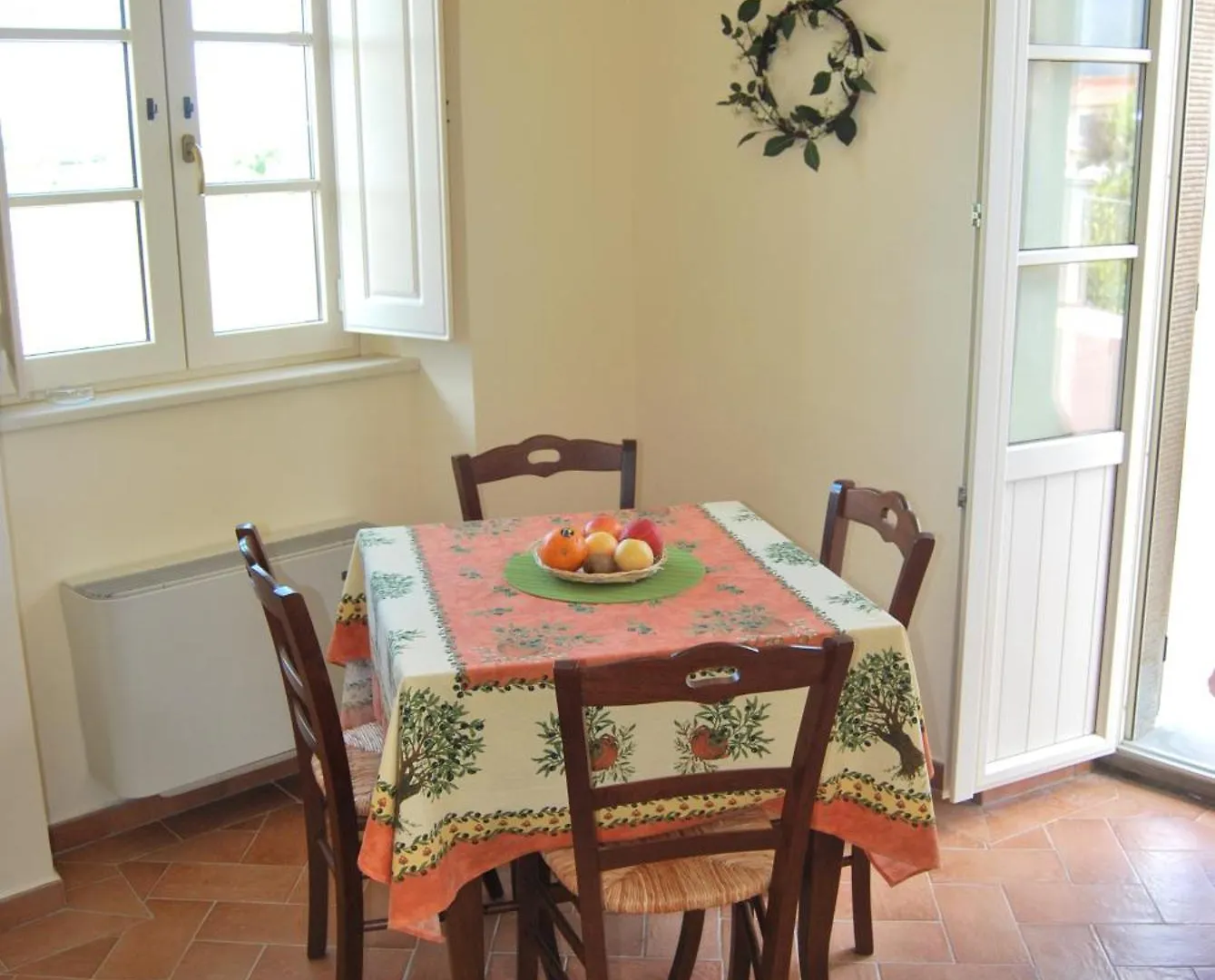 Le Casine Apartment Cortona